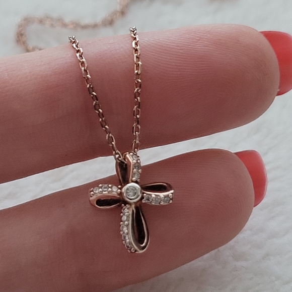 Jools.Silver.Greece NEW in BOX 925 SS Ribbon Cross Necklace Cubic Zirc… - Picture 14 of 14